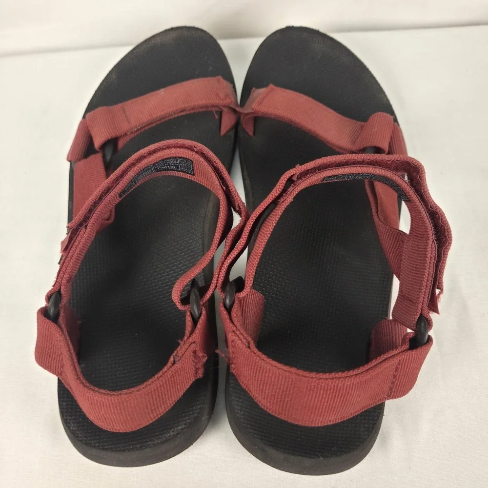 Teva Classic Original Universal Mens Walking Sandals in Bugandy Mens US Size 10